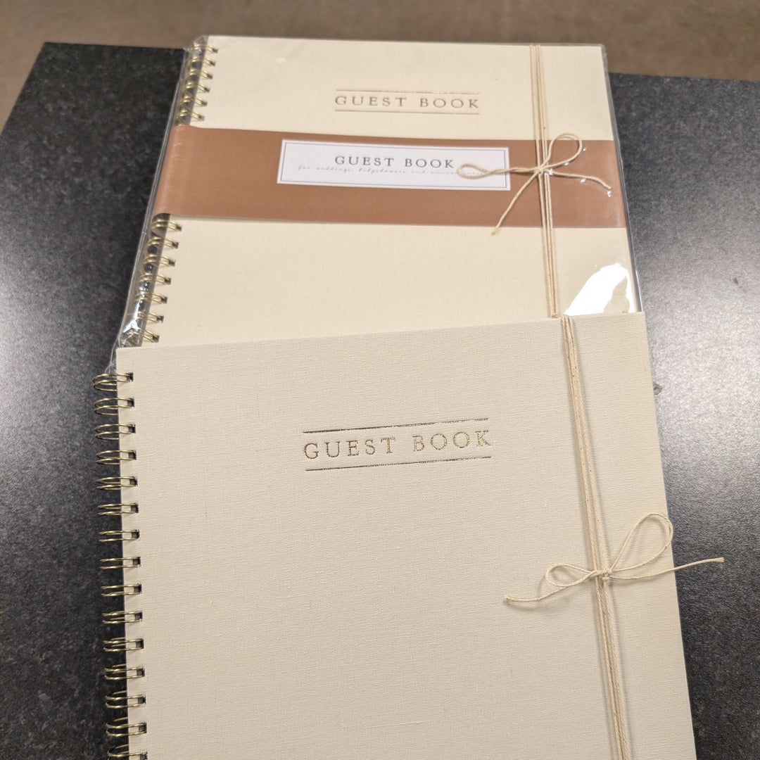 Traditioneel Guest Book